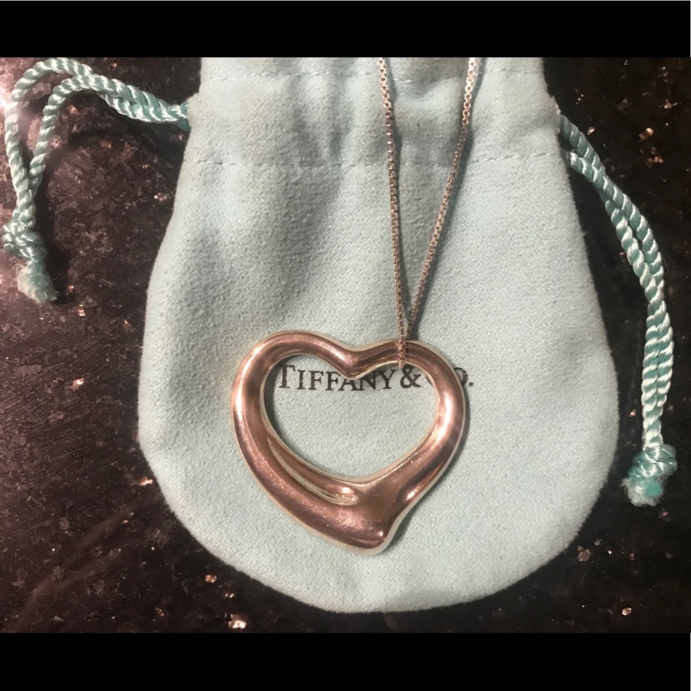 Tiffany & Co. Elsa Peretti silver heart pendant